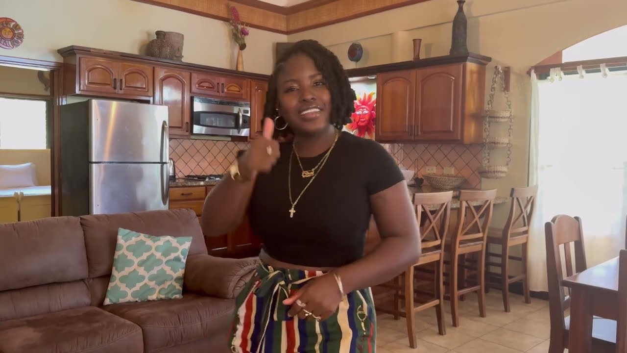 Casa Del Sol Beachfront Villa - Join Crystal from Prime Belize for an Interior Walkthrough